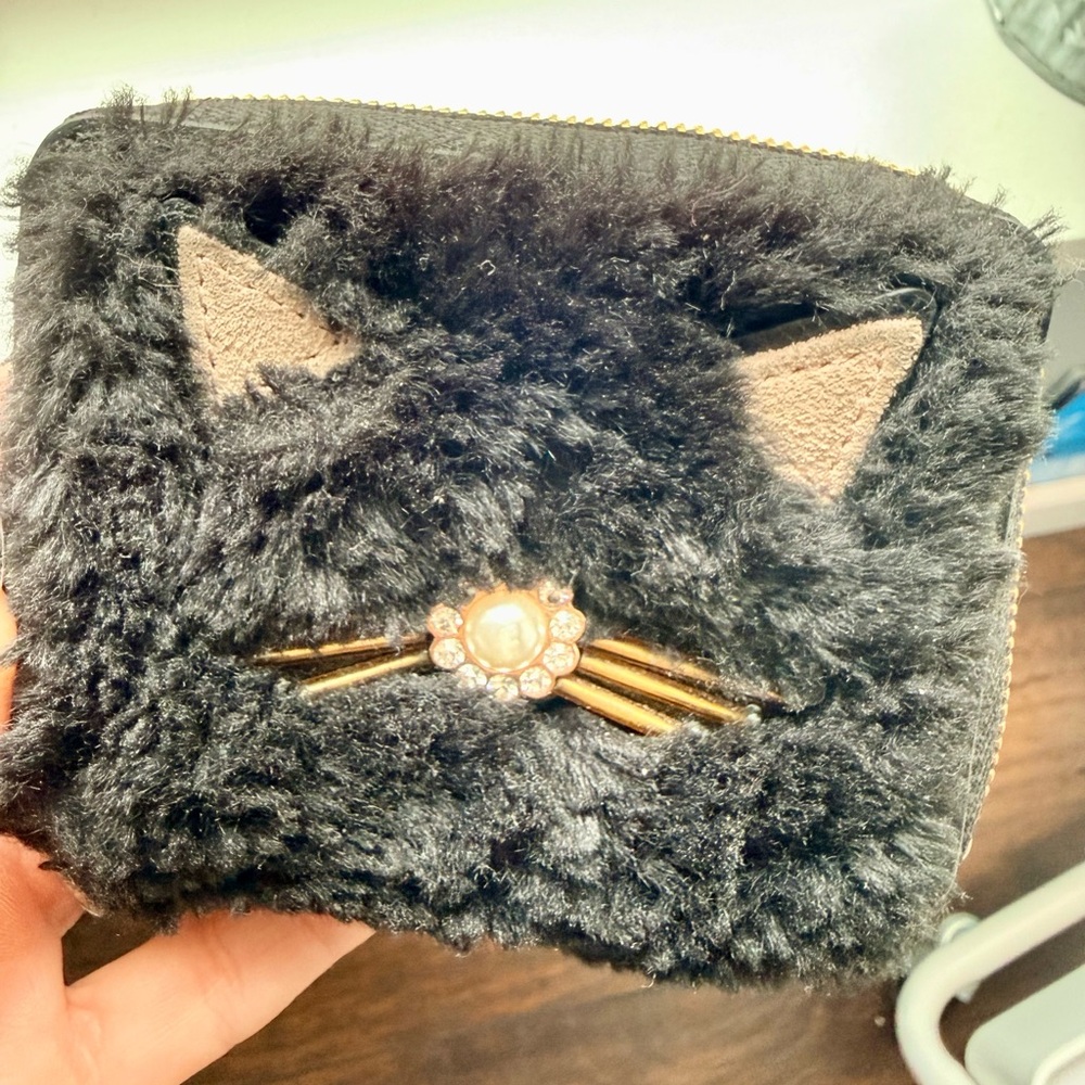 Kate Spade Black Furry Cat zip wallet